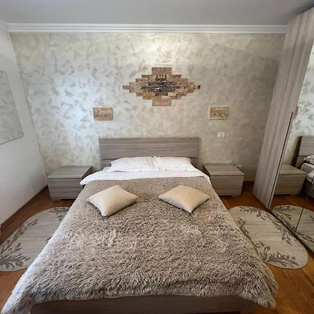 Apartament Crina Rîşnov Buitenkant foto
