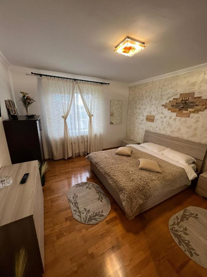 Apartament Crina Rîşnov Buitenkant foto